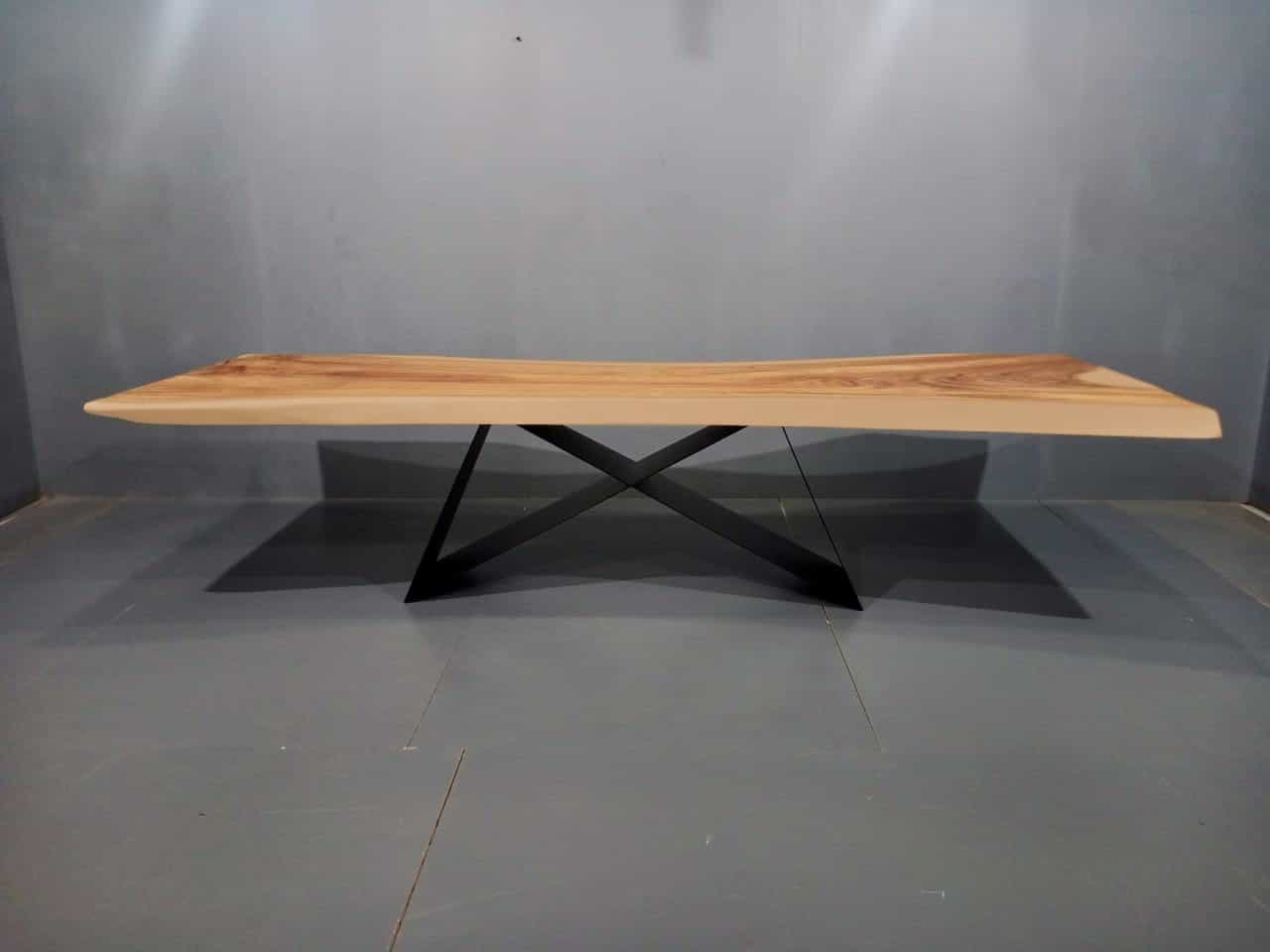 LIVE EDGE TABLES