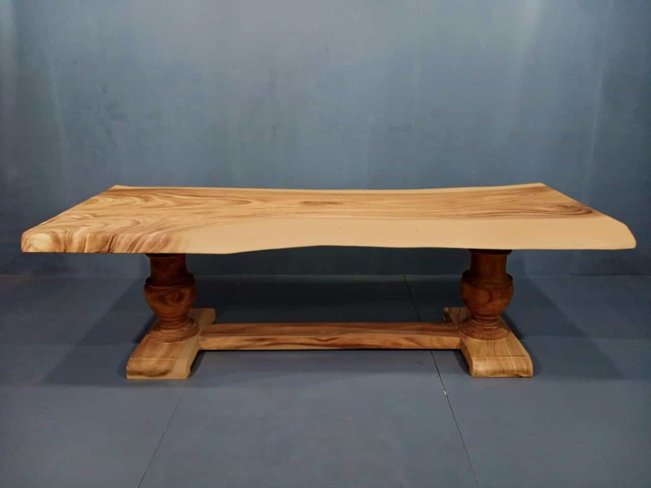 LIVE EDGE TABLES