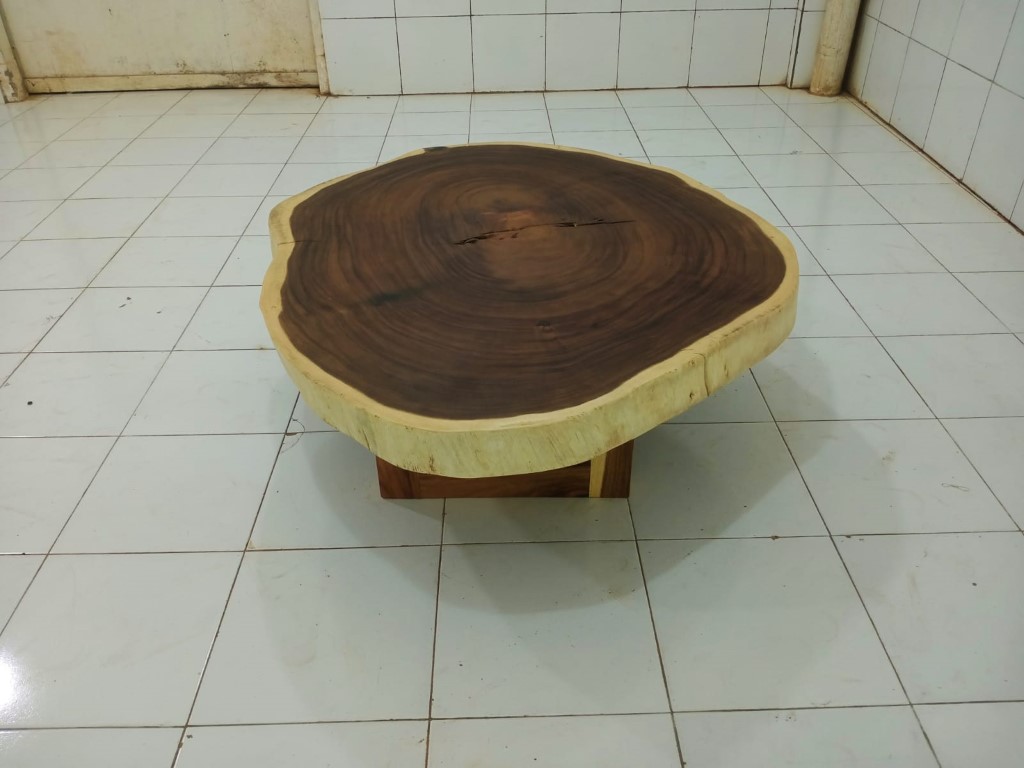 ROUND COFFEE TABLES (NOT BEEN SHIPPED)