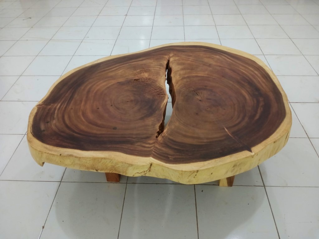 ROUND COFFEE TABLES (NOT BEEN SHIPPED)