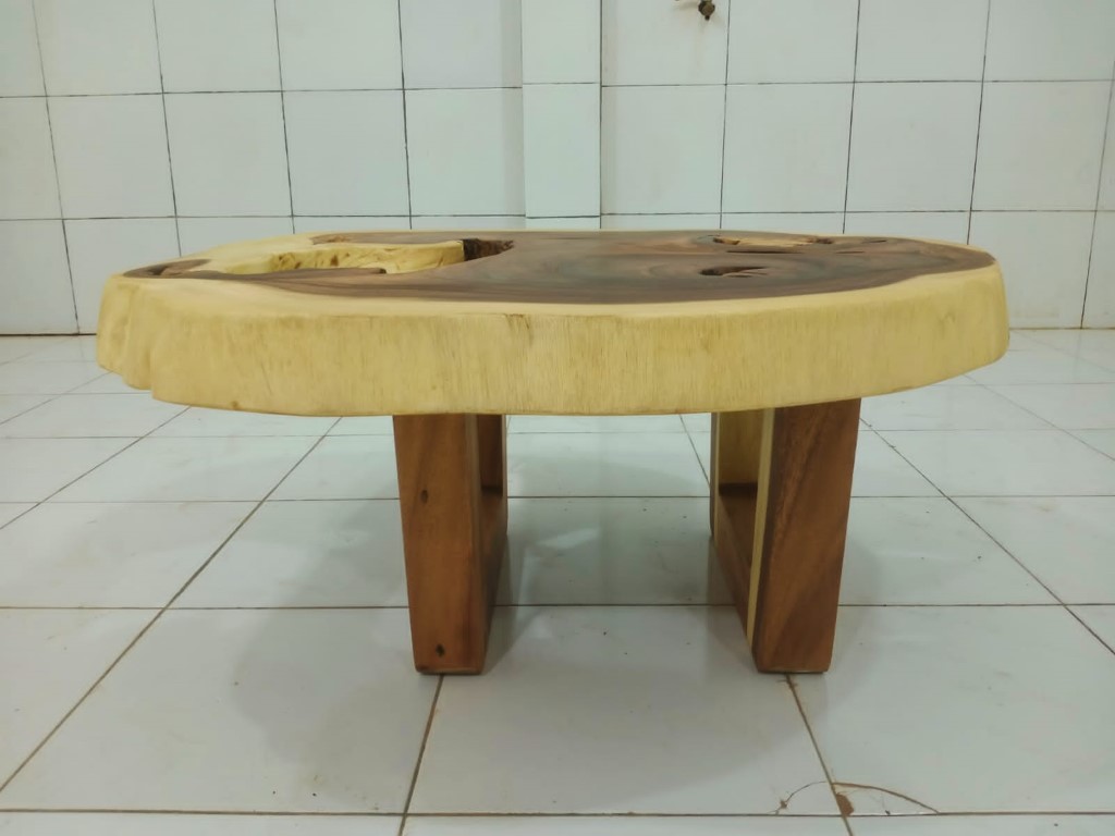 LIVE EDGE TABLES