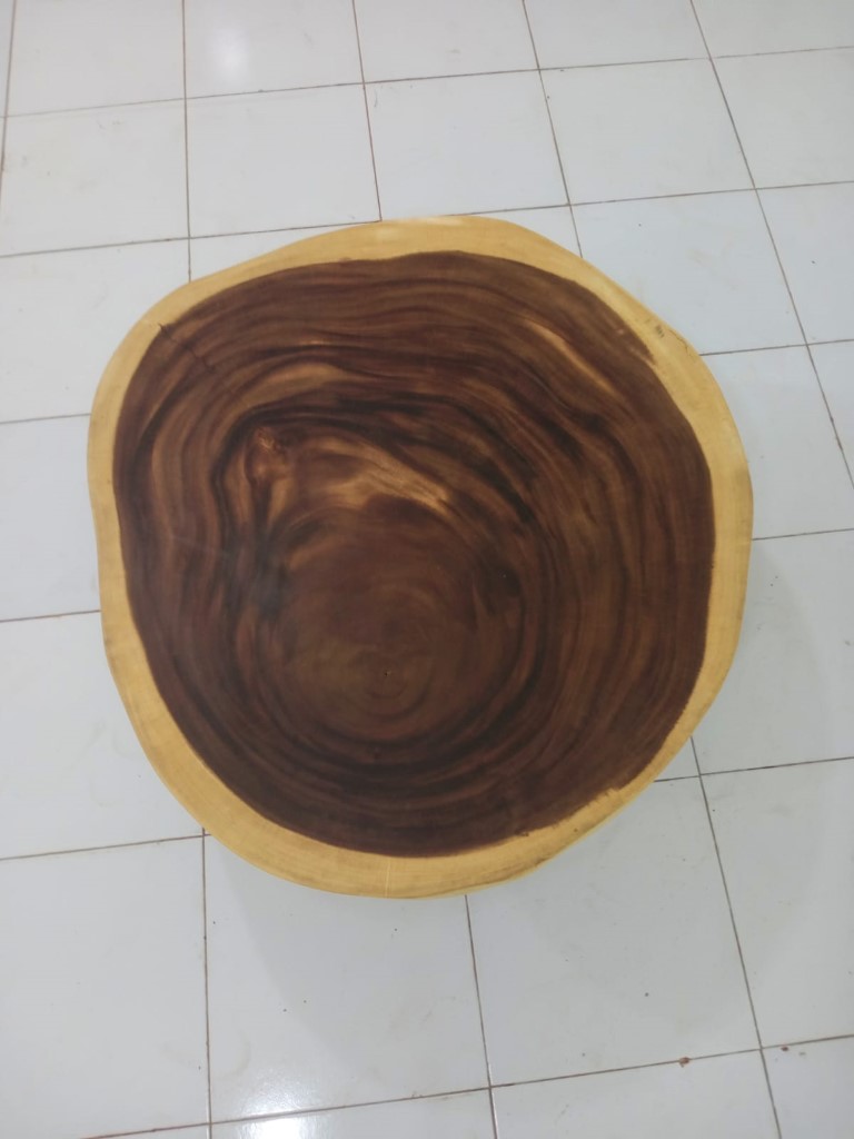 LIVE EDGE TABLES