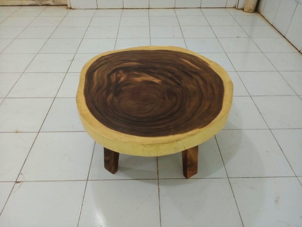 ROUND COFFEE TABLES (NOT BEEN SHIPPED)