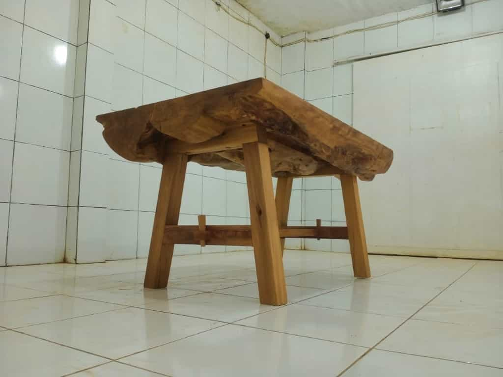 Live Edge Tables