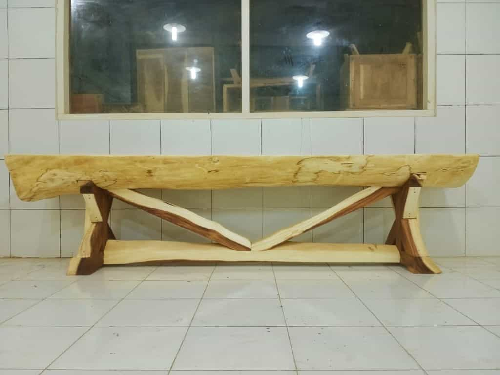 LIVE EDGE TABLES