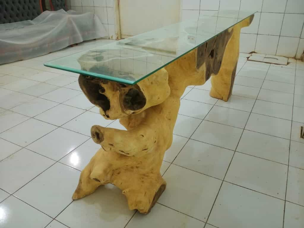 LIVE EDGE TABLES