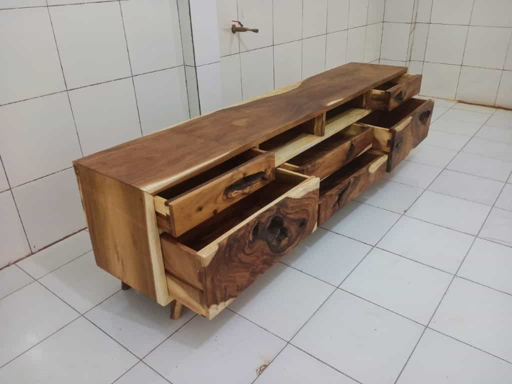 Live Edge Tables