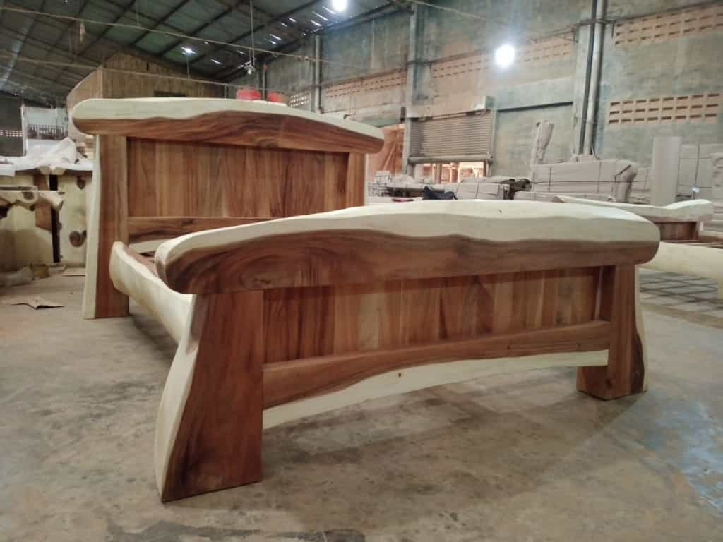 Live Edge Tables