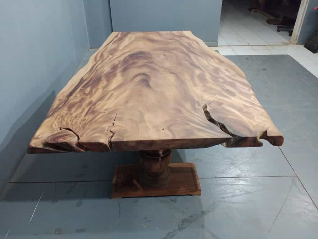 Live Edge Tables