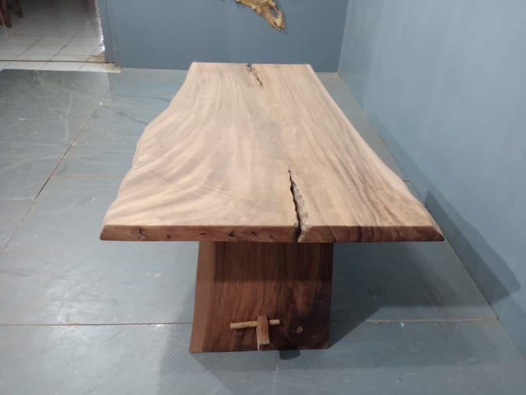 Live Edge Tables