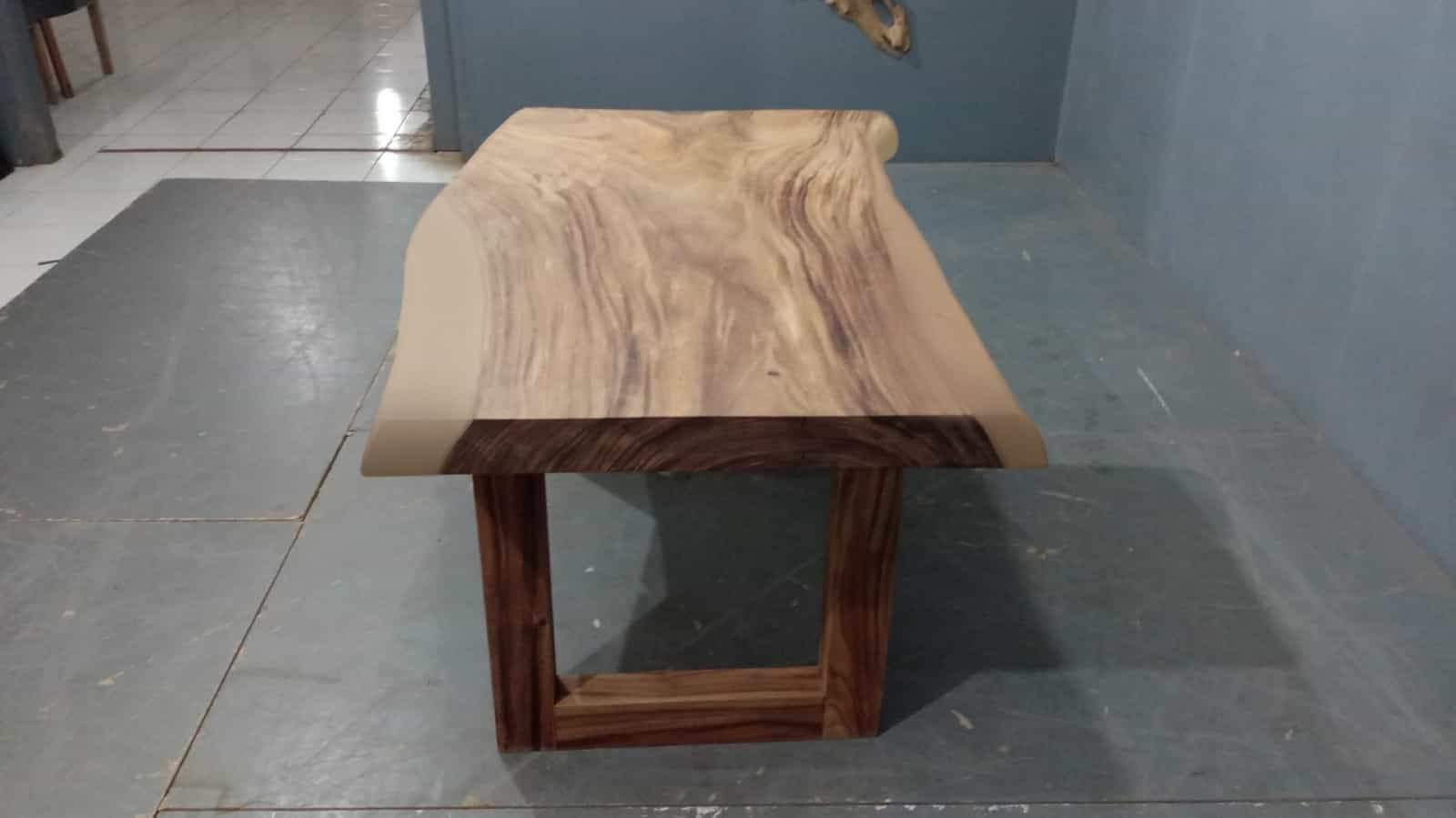 Live Edge Tables