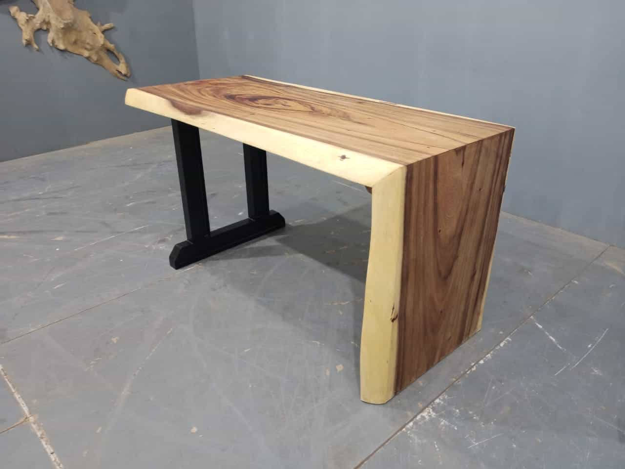 LIVE EDGE TABLES