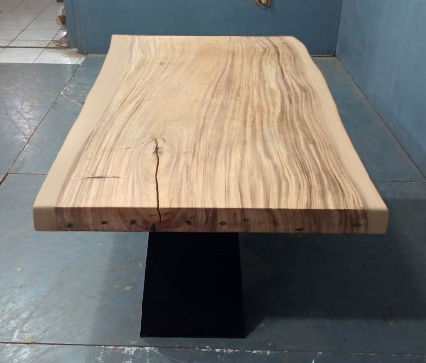 Live Edge Tables