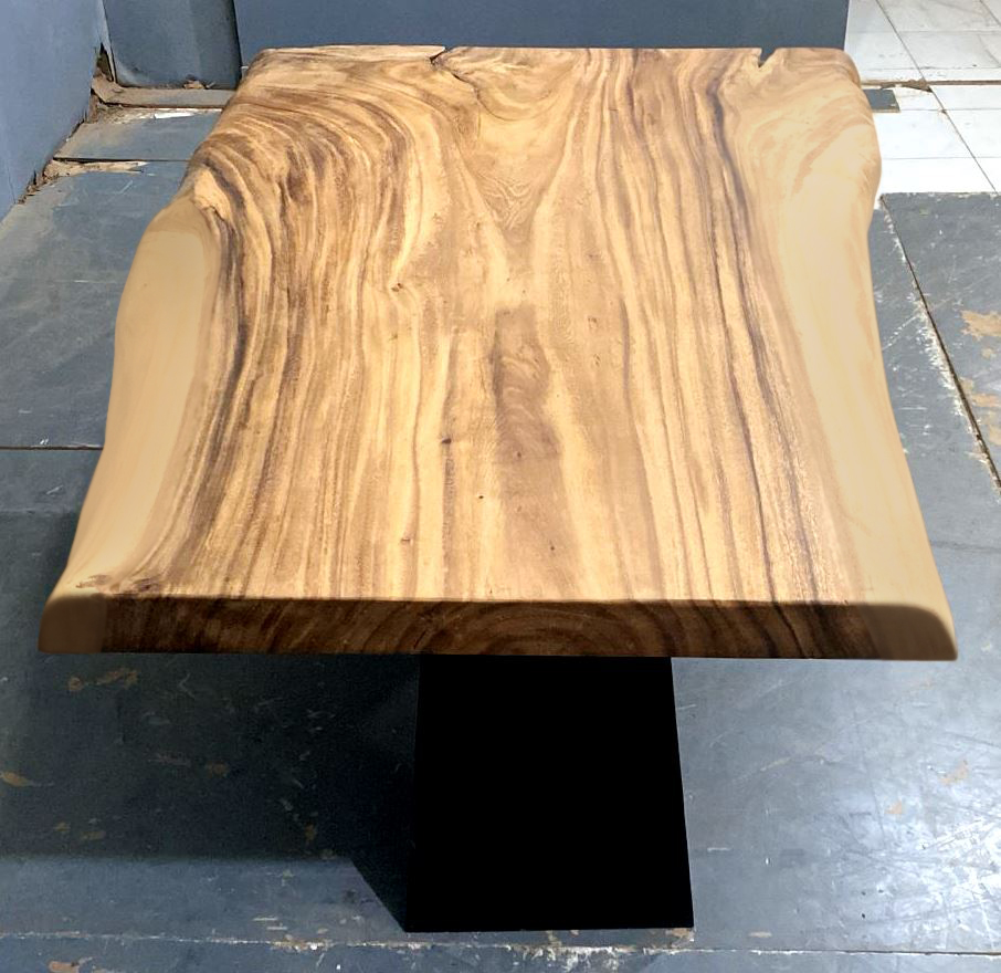 LIVE EDGE TABLES