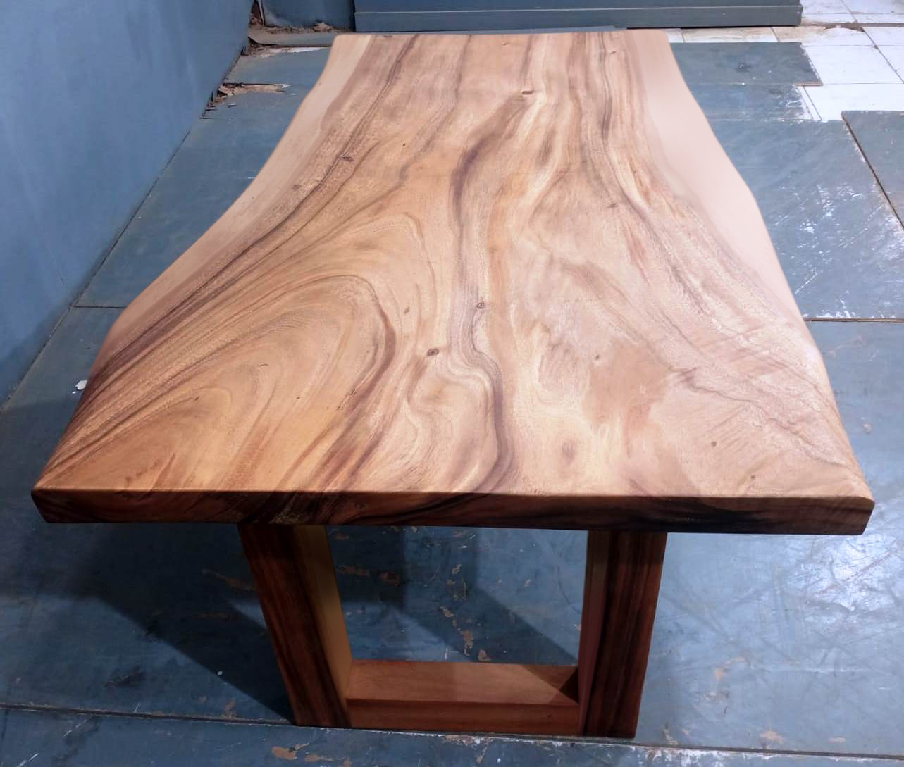 Live Edge Tables