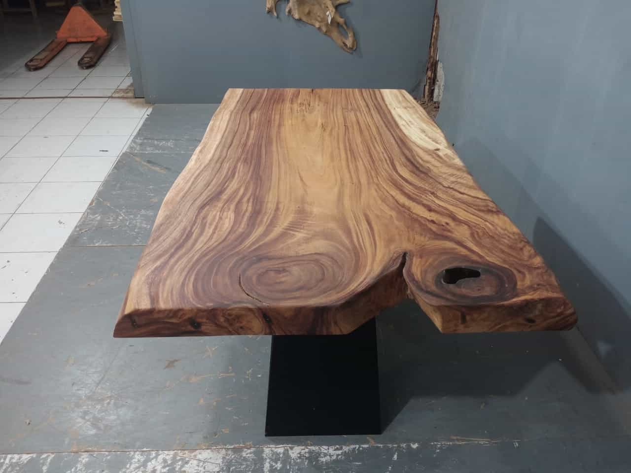 Live Edge Tables
