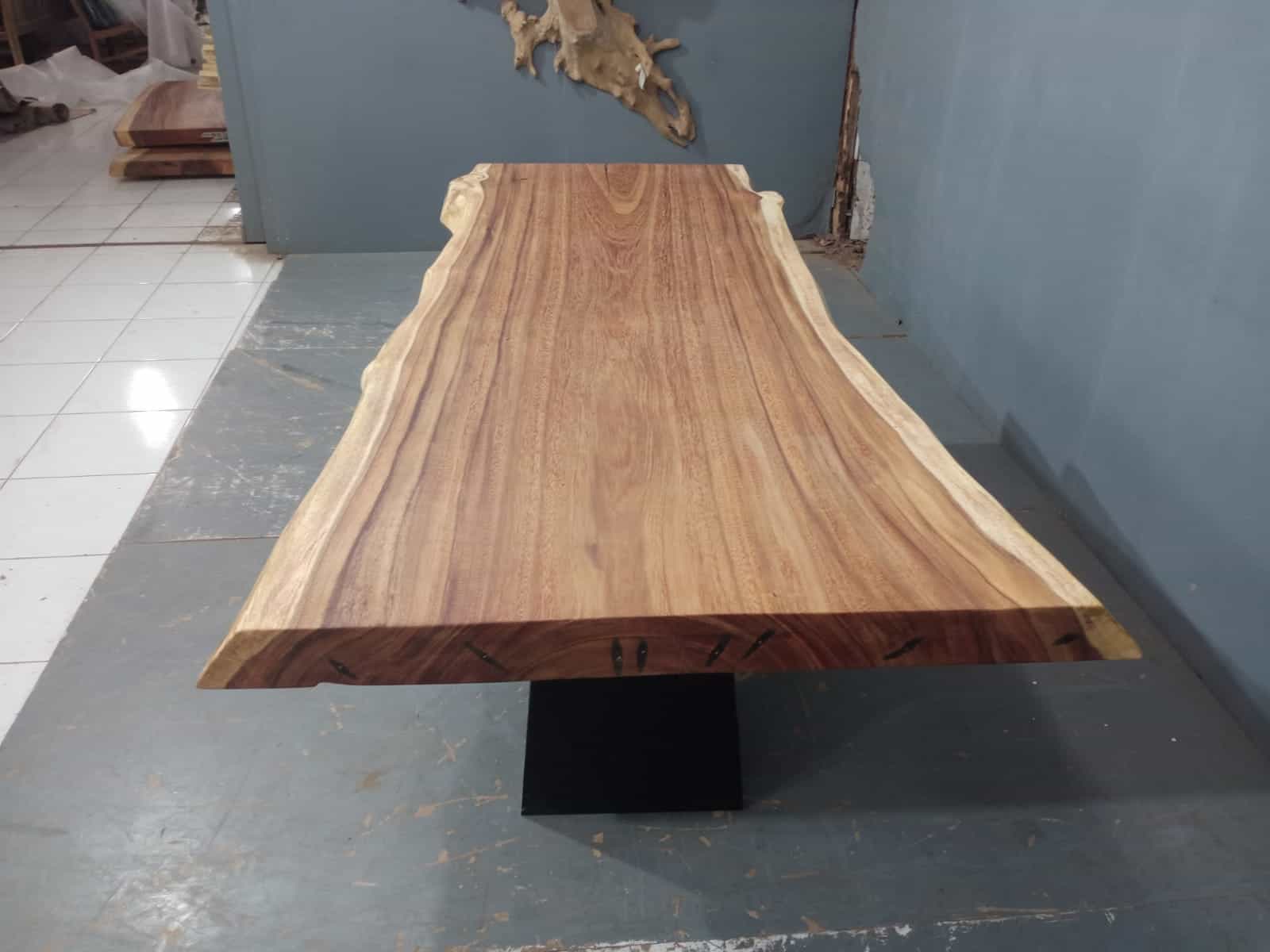 Live Edge Tables