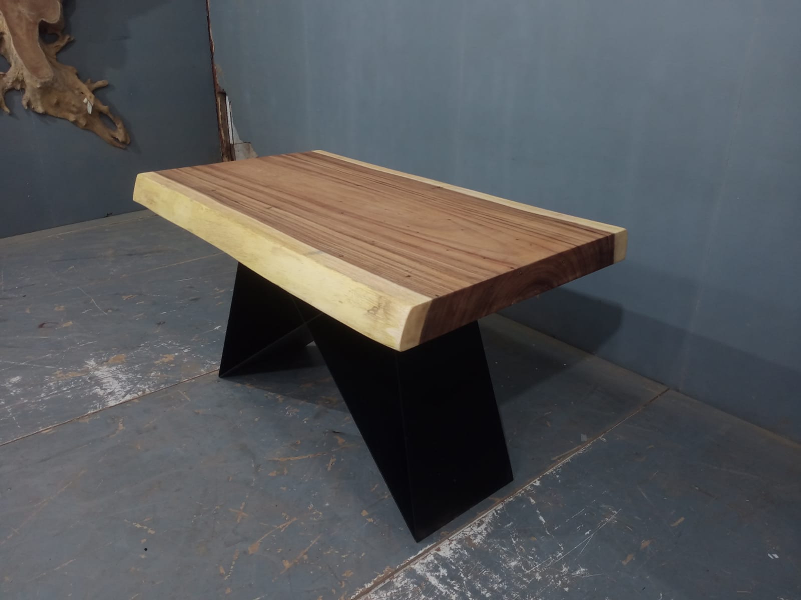 Live Edge Tables
