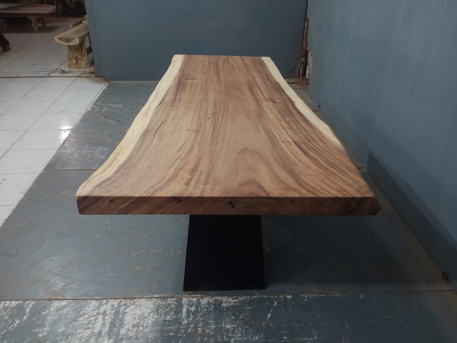 Live Edge Tables