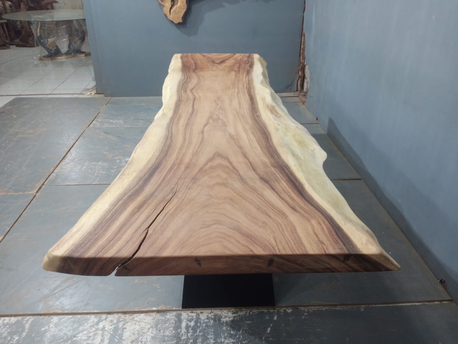 Live Edge Tables
