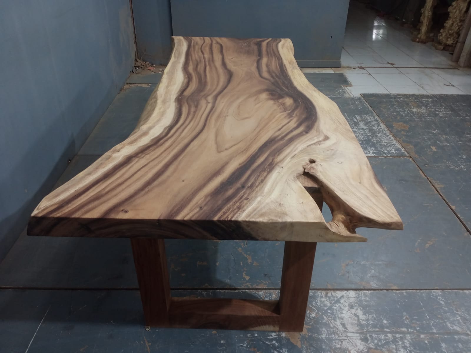 Live Edge Tables