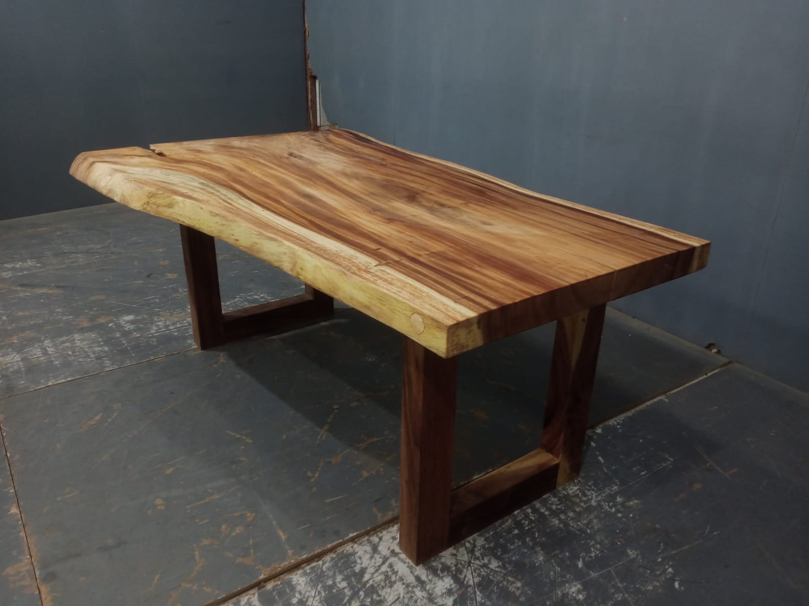 Live Edge Tables