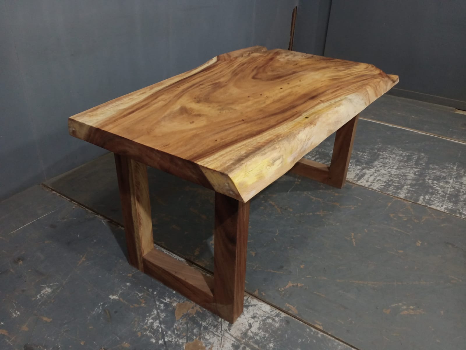 Live Edge Tables