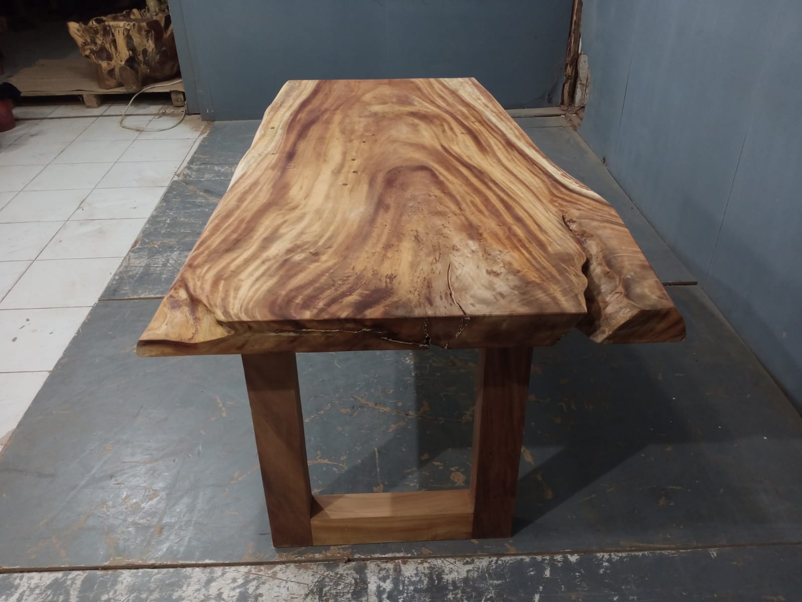 Live Edge Tables