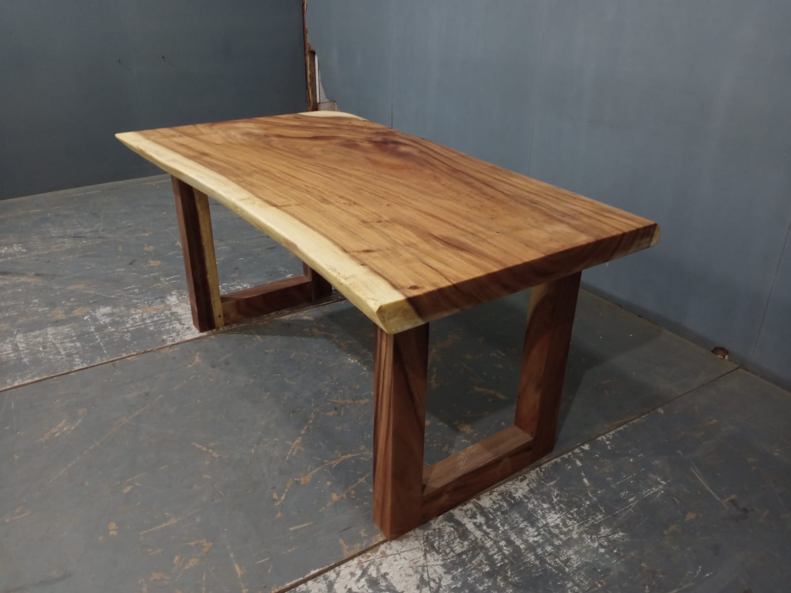 Live Edge Tables