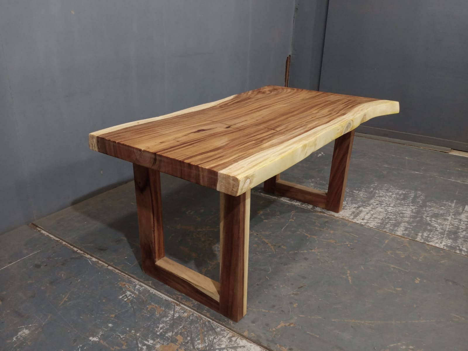 Live Edge Tables