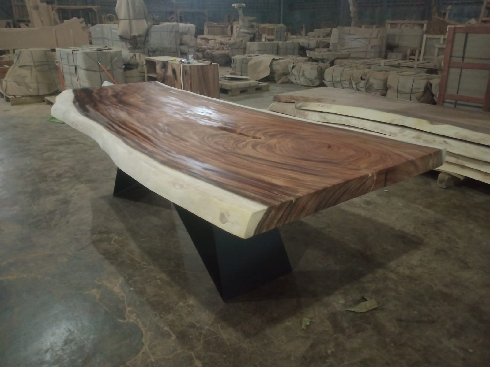 Live Edge Tables