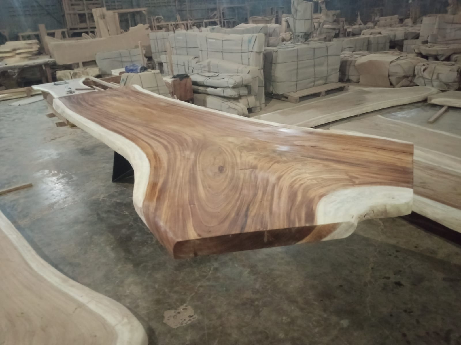 Live Edge Tables