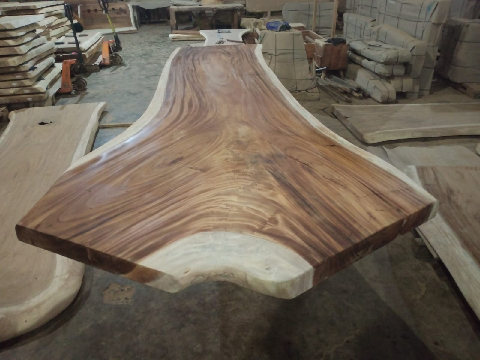 Live Edge Tables