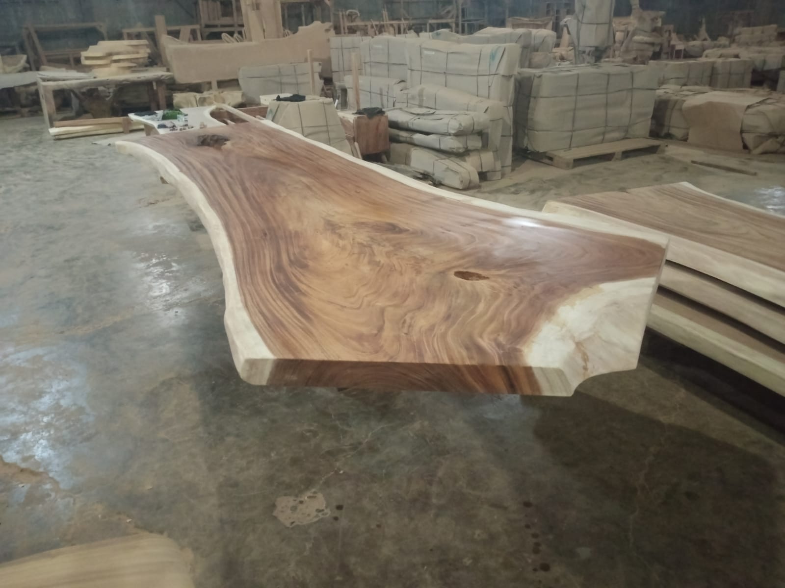 Live Edge Tables