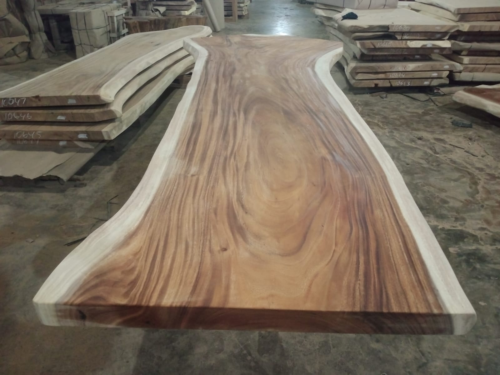 Live Edge Tables