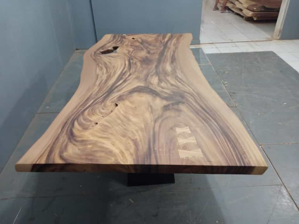Live Edge Tables