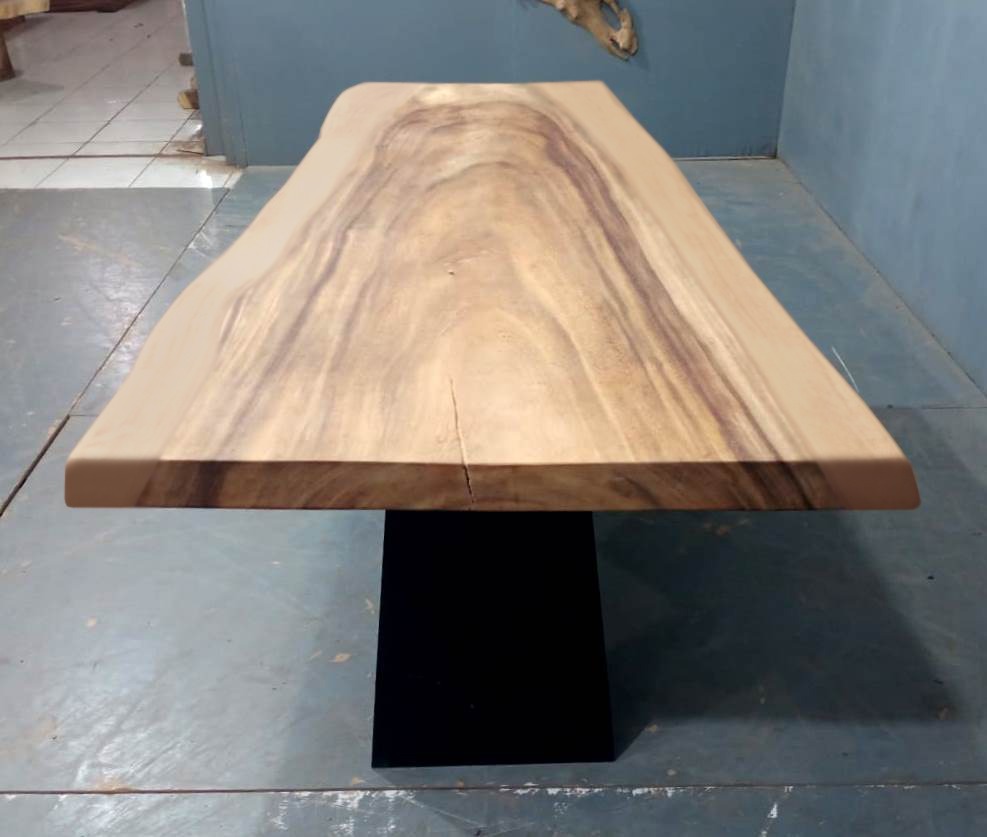 Live Edge Tables