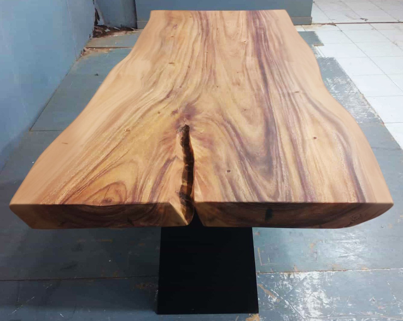 Live Edge Tables
