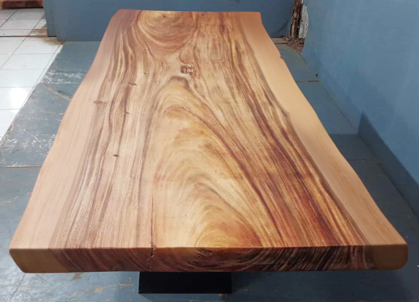 Live Edge Tables