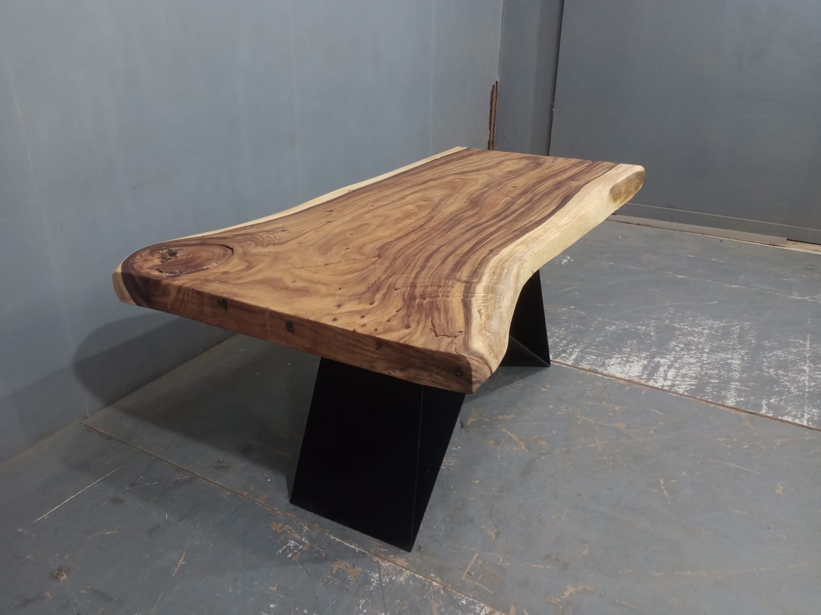 Live Edge Tables