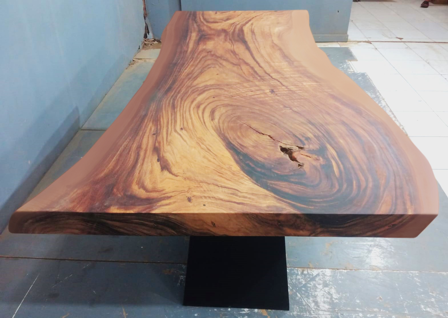 Live Edge Tables