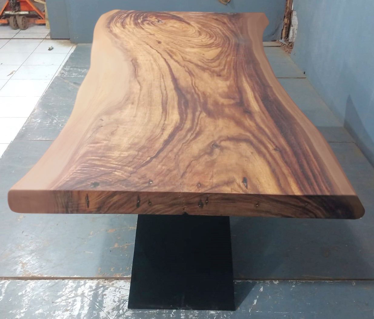 Live Edge Tables