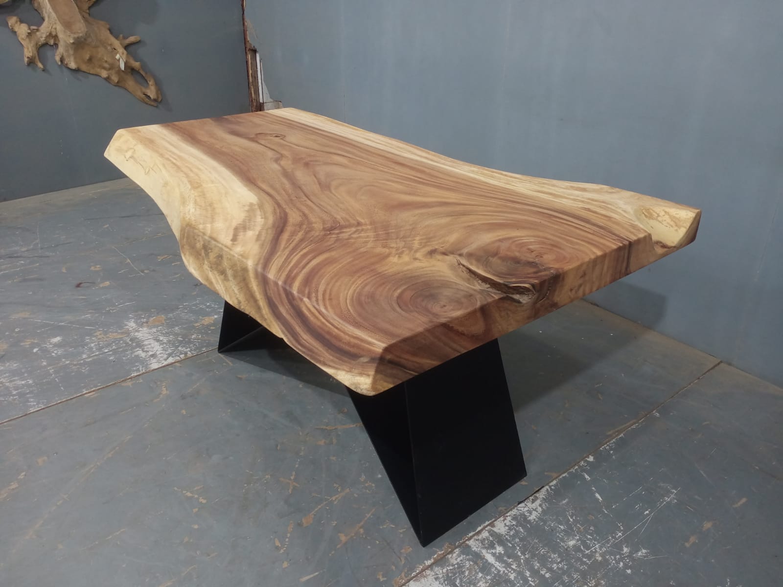 Live Edge Tables