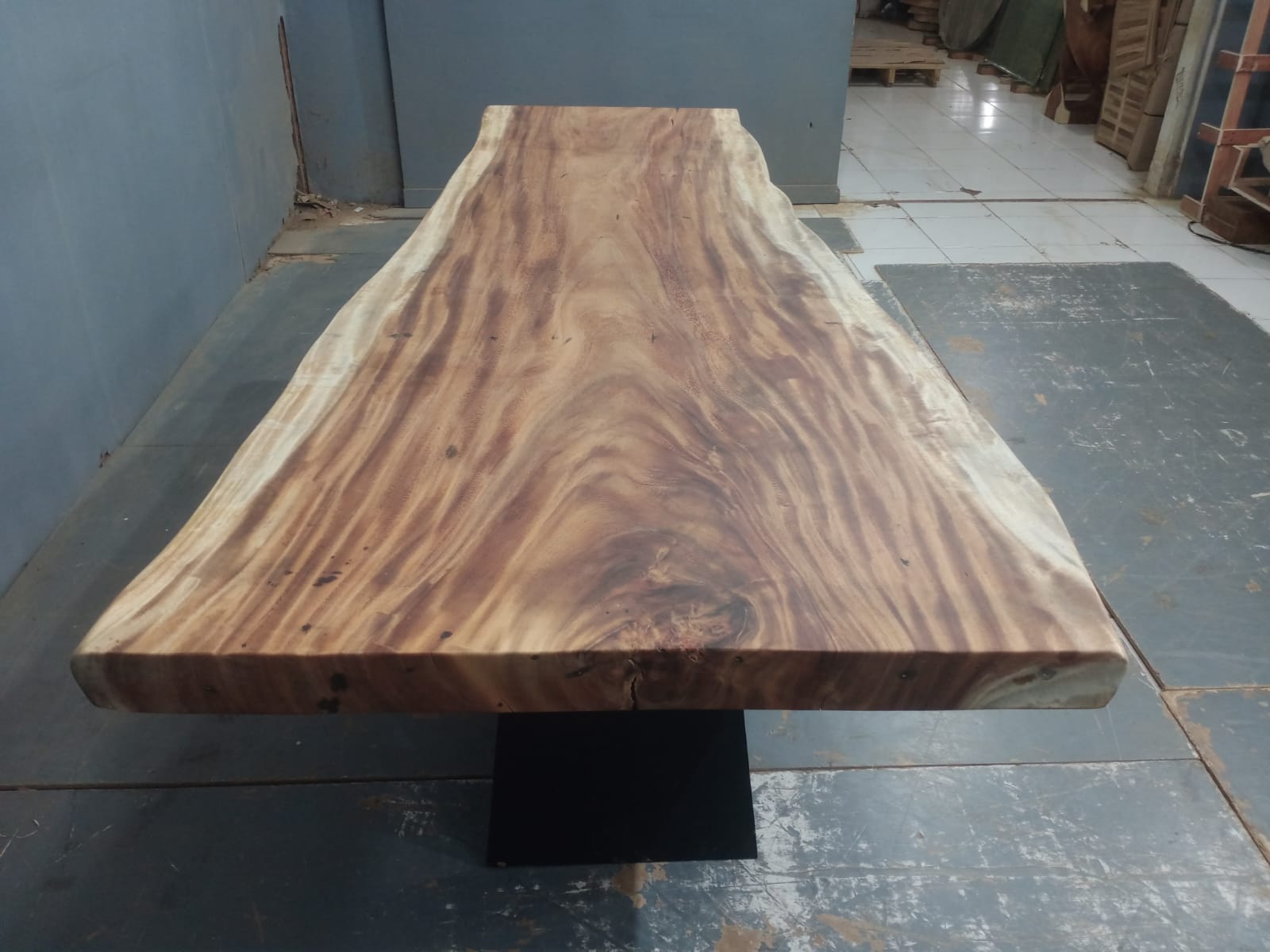 Live Edge Tables