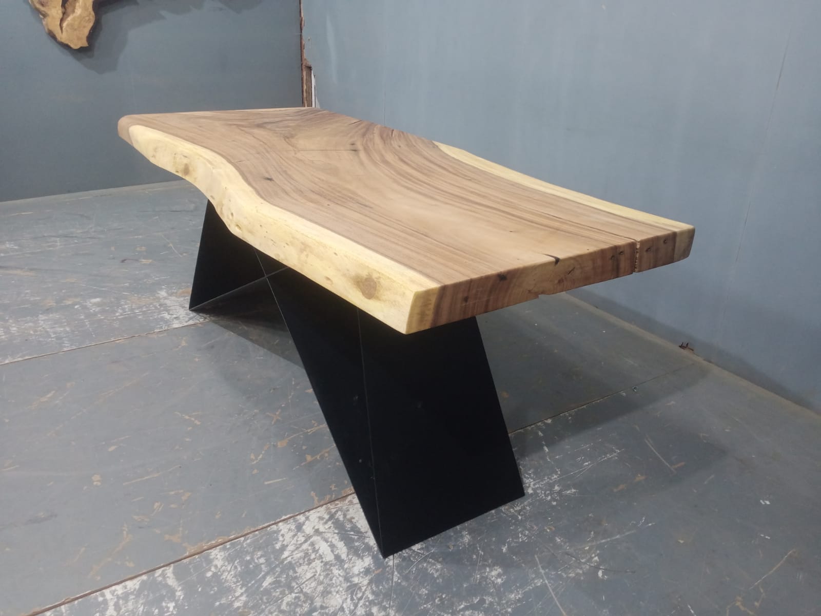Live Edge Tables
